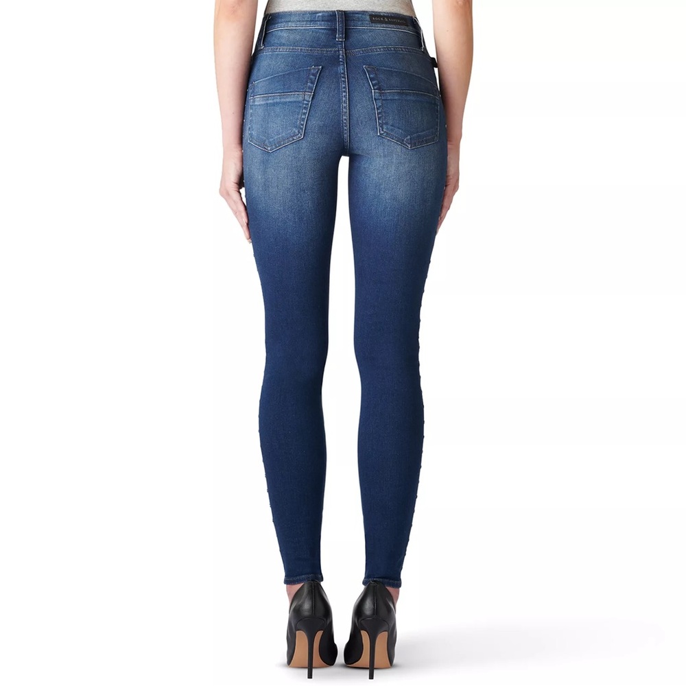 Rock & Republic® Kashmiere Midrise Skinny Jeans $88MSRP